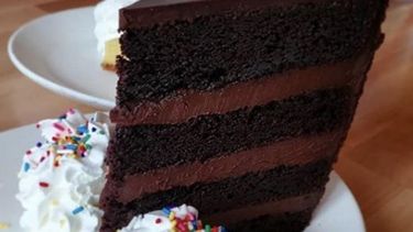 Chocolate Skyscraper Cake, receta del restaurante Big Pink.&nbsp;