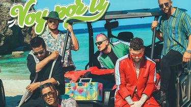 Con notas frescas y un ritmo suave pero pegajoso, el colorido v&iacute;deo, dirigido por Nuno Gomes, fue filmado en una playa donde aparecen los m&uacute;sicos con un grupo de mujeres a quienes est&aacute;n intentando conquistar.