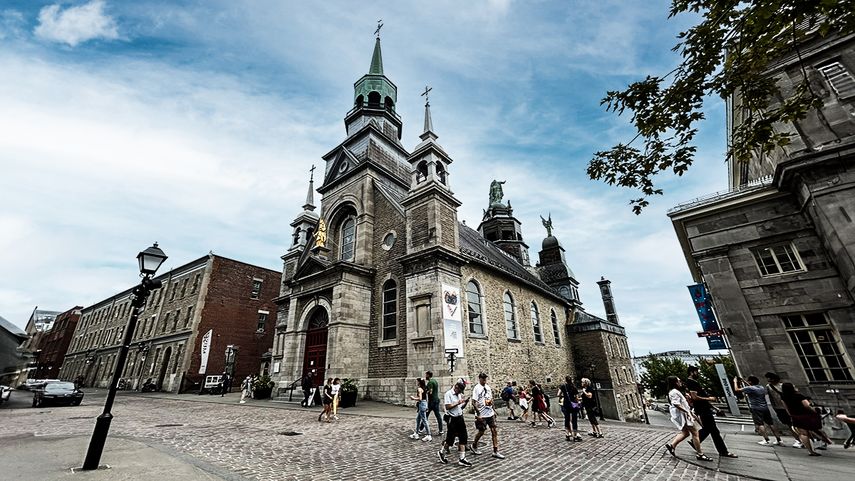 Chapelle Notre-Dame-de-Bon-Secours, Montreal.