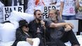 La acción pacífica se celebró ante el Ayuntamiento y buscaba promover el activismo estudiantil en homenaje a Lennon, coincidiendo con la llegada a la Gran Manzana de un autobús educativo.