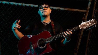 El artista Rohmy Martínez.