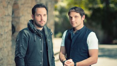 Santiago y Luigi Castillo del dúo SanLuis.