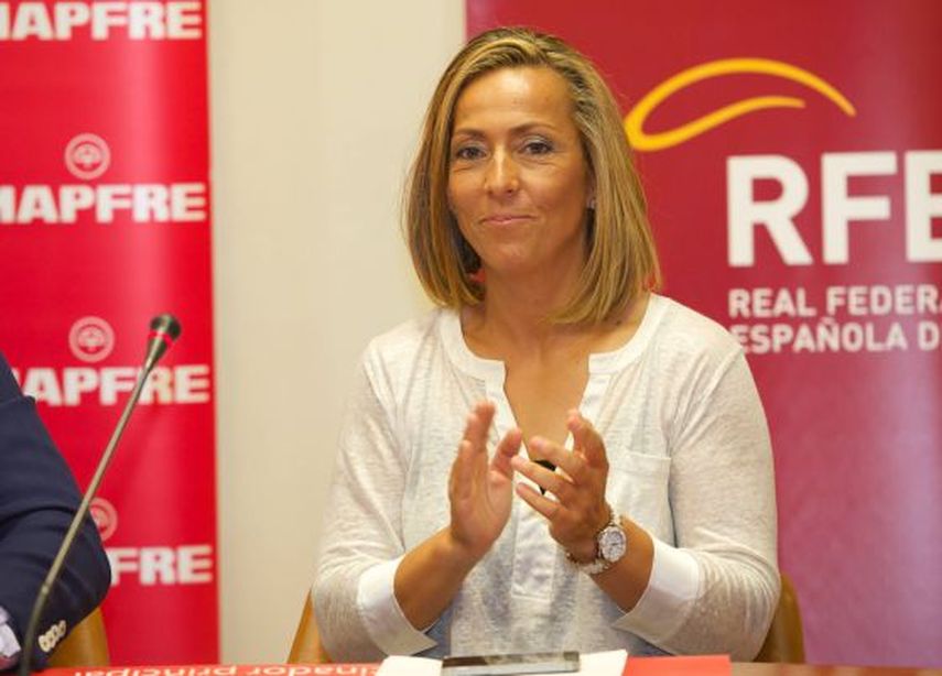Tenistas españoles quieren sacar a capitana del equipo de Copa Davis
