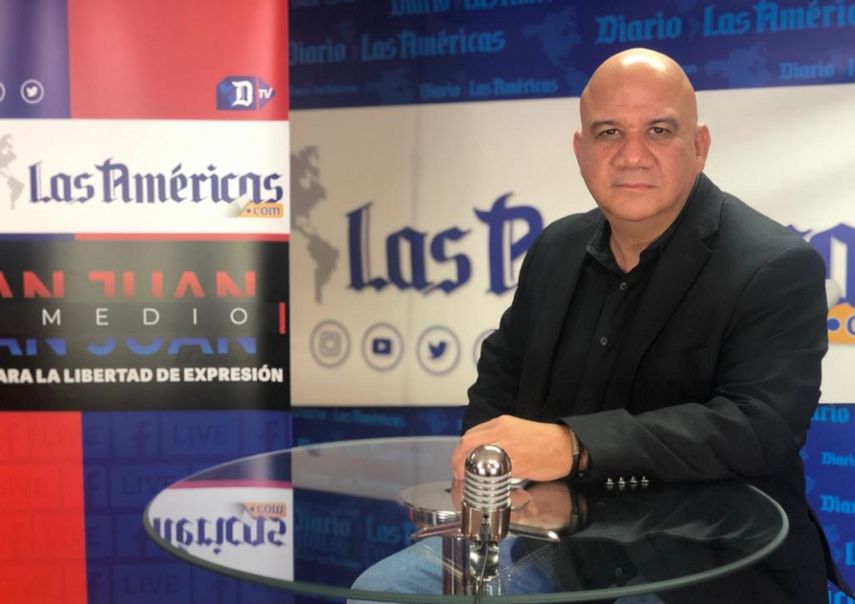 Juan Juan Almeida presenta su programa de entrevistas y debates desde la redacción de DIARIO LAS AMÉRICAS.