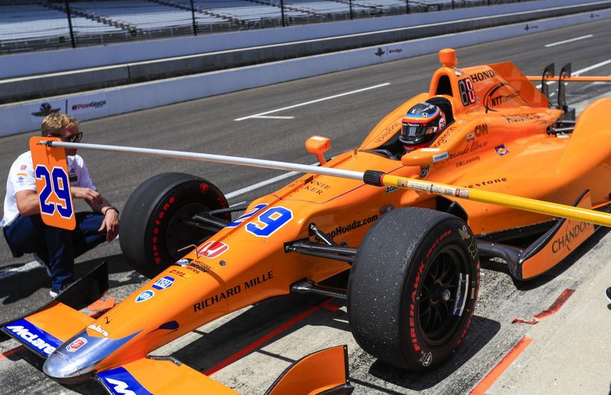 Alonso estará ubicado en la segunda línea de partida en la prueba del IndyCar.