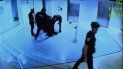 Un video revelado por la fiscalía estatal de Miami-Dade muestra la supuesta agresión de unos policías durante un procedimiento de arresto. Un video revelado por la fiscalía estatal de Miami-Dade muestra la supuesta agresión de unos policías durante un procedimiento de arresto.