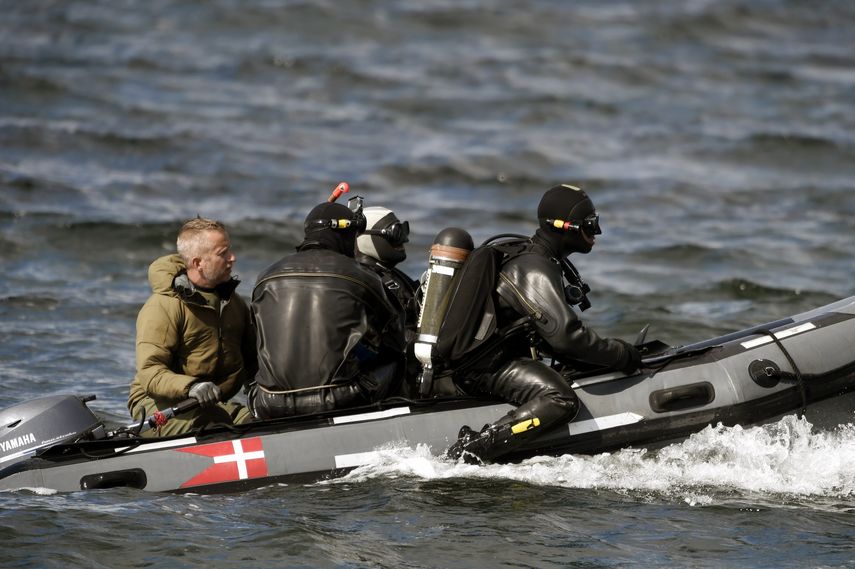 Buzos del Comando de Defensa de&nbsp;Dinamarca&nbsp;se preparan para una inmersión en Koge Bugt cerca de Amager en Copenhague.&nbsp;