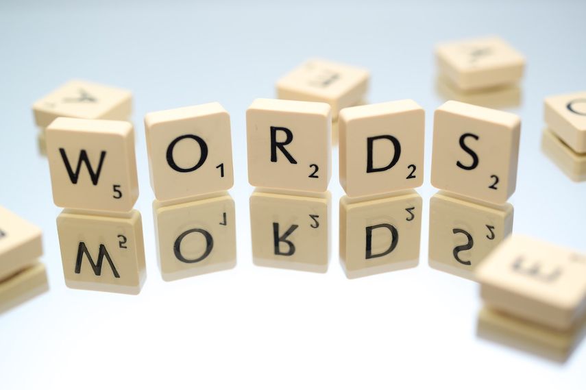 Las letras ofrecen un mundo maravilloso para divertirse en familia.&nbsp;