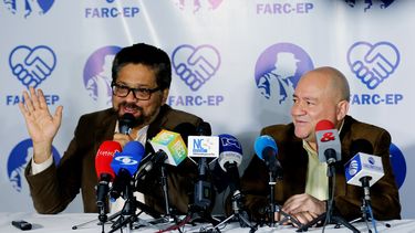 El número dos de las FARC, Luciano Marín Arango, alias Iván Márquez, ha dicho que para eso han pactado la paz, hemos hecho la dejación de las armas para participar en política.