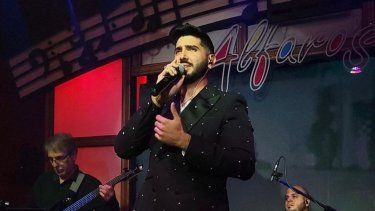 Néstor Alsan Santana, en una noche íntima en Alfaros.