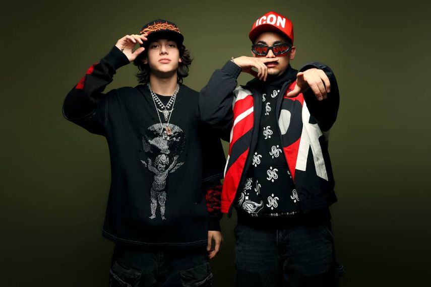 El disco, lanzado bajo el respaldo de AP Global Music, se compone de siete canciones que van de la fiesta a la melancolía