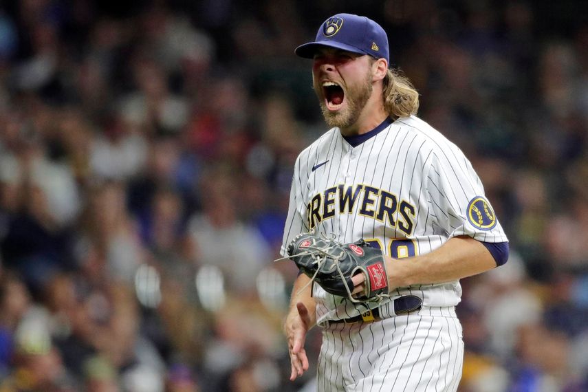 El derecho de los Cerveceros de Milwaukee, Corbin Burnes se alzó con el Cy Young de la temporada 2021 en la MLB&nbsp;