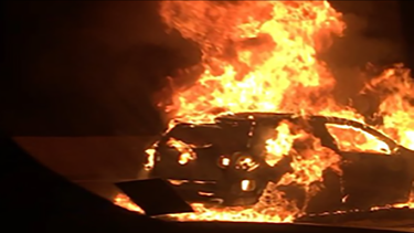 Al tener que reducir la velocidad, dos coches chocaron, lo que continuó en cadena hasta involucrar a ocho automóviles.