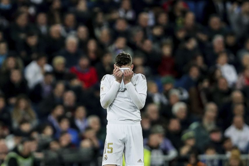 Federico Valverde del Real Madrid reacciona durante el partido de la Copa del Rey contra la Real Sociedad en el estadio Santiago Bernabéu en Madrid, el jueves 6 de febrero de 2020.&nbsp;