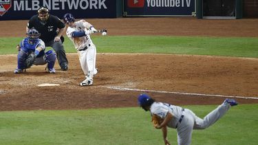 Los Astros se quedaron con una vibrante victoria el domingo en el quinto juego de la serie.