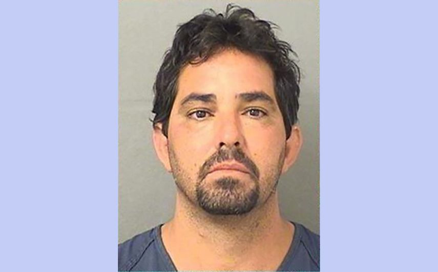 Yuniel Martinez De La Cotera-Leon fue arrestado por la Policía de Palm Beach. 