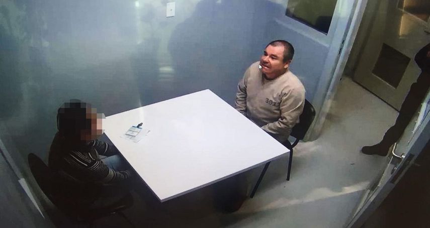 El Chapo, que se fugó en dos ocasiones de cárceles de México, fue extraditado a Estados Unidos el pasado 19 de enero y está acusado de diecisiete delitos que pueden acarrear la cadena perpetua.
