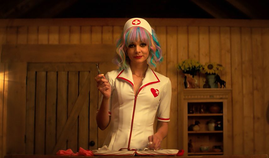 En esta imagen difundida por Focus Features, Carey Mulligan en una escena de la película Promising Young Woman.
