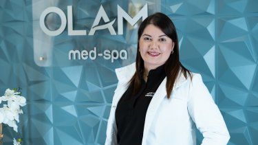 La doctora Andrea Cárdenas.