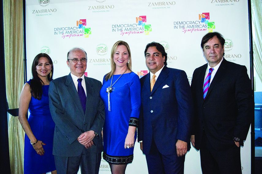 María Garza, Juan Antonio Blanco, Elena Dolinski, José Zambrano, Zambrano Philippe Gastone, miembros de la junta directiva de la Fundación Zambrano. (JJ BLANCO)