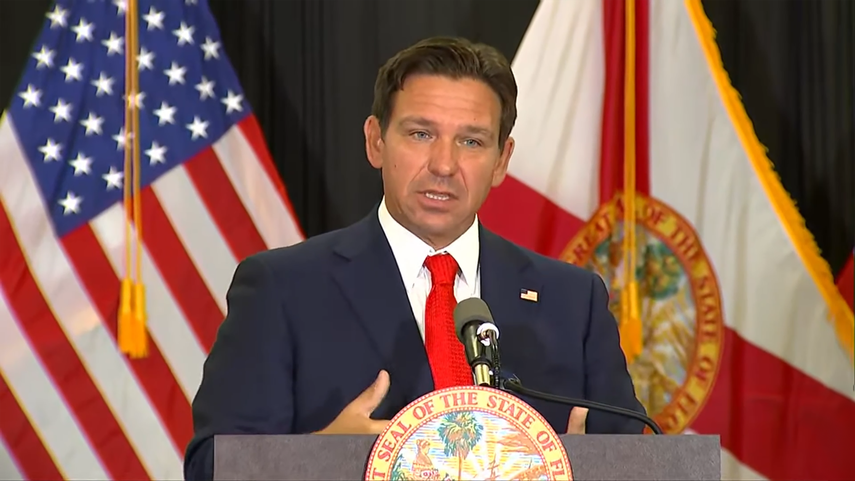 El gobernador de Florida, Ron DeSantis, durante una conferencia de prensa sobre la investigación estatal por el nuevo intento de asesinato contra el candidato Donald Trump.