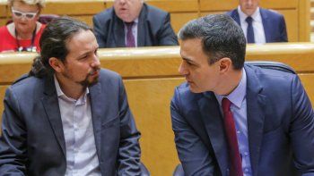 NOTICIA DE VENEZUELA  - Página 52 Pablo-iglesias-y-pedro-sanchez-una-sesion-del-senado-espanol