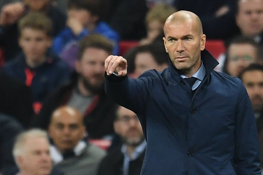 Zidane se encuentra en el ojo del huracán y las críticas no se han hecho esperar.