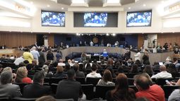 Pleno de la Comisión de Miami-Dade.&nbsp;