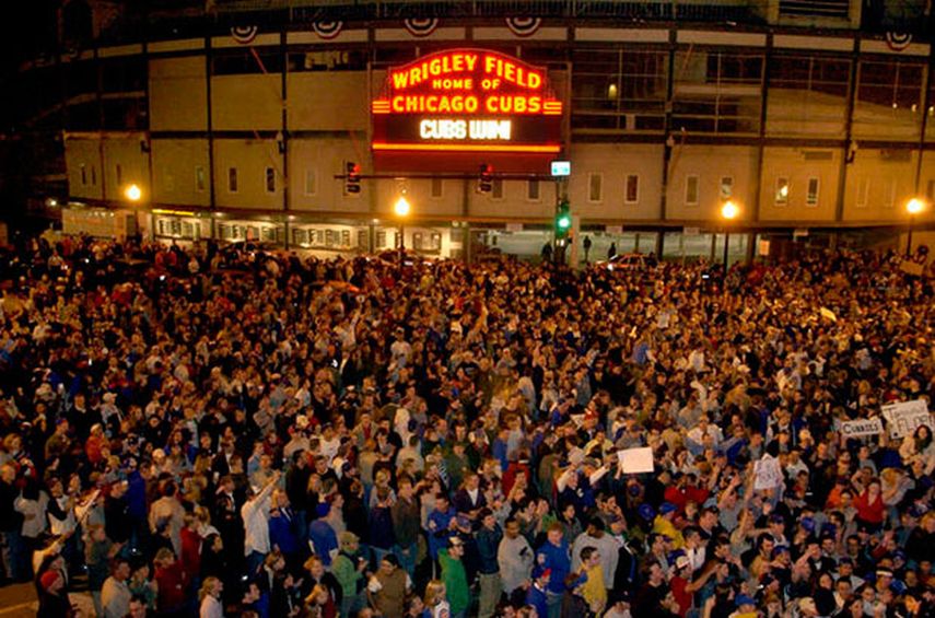 Asciende a más de 1.000 dólares un boleto en el estadio de Chicago. (ARCHIVO)