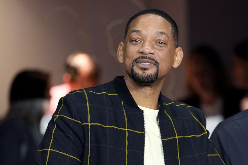 El actor Will Smith observa desde un palco a lo largo del campo antes de un partido de fútbol de la MLS entre el Inter Miami y el Real Salt Lake, el miércoles 21 de febrero de 2024, en Fort Lauderdale, Florida.&nbsp;