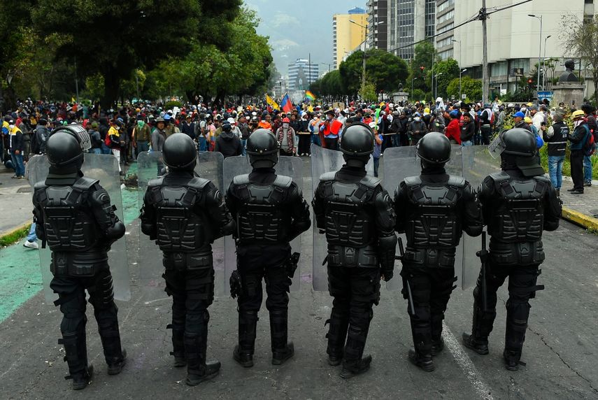 Cordón policial contiene las protestas en Ecuador.&nbsp;