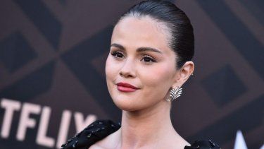 Selena Gómez asiste al estreno en Los Ángeles de Marty, Life is Short.