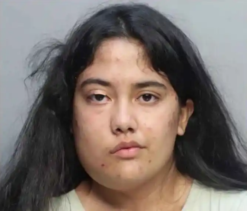 Jazmin Pérez es la joven acusada de contratar a un sicario para matar a su hijo de 3 años.