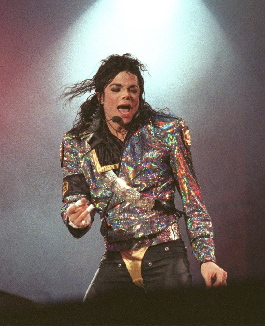 Michael Jackson, el Rey del Pop, en un concierto de su gira Dangerous Tour, que arrancó en el Estadio Olímpico de Barcelona, en 1992.