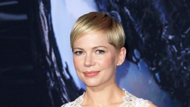 La actriz en la premiere de su más reciente película, Venom.