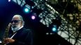 El músico estadounidense Sonny Rollins actuó el 29 de junio de 2006 en Vienne, al sureste de Francia, durante la inauguración del Festival de Jazz de Vienne.