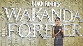 Letitia Wright posa a su llegada a la alfombra roja de Black Panther: Wakanda Forever en Londres, el jueves 3 de noviembre de 2022.