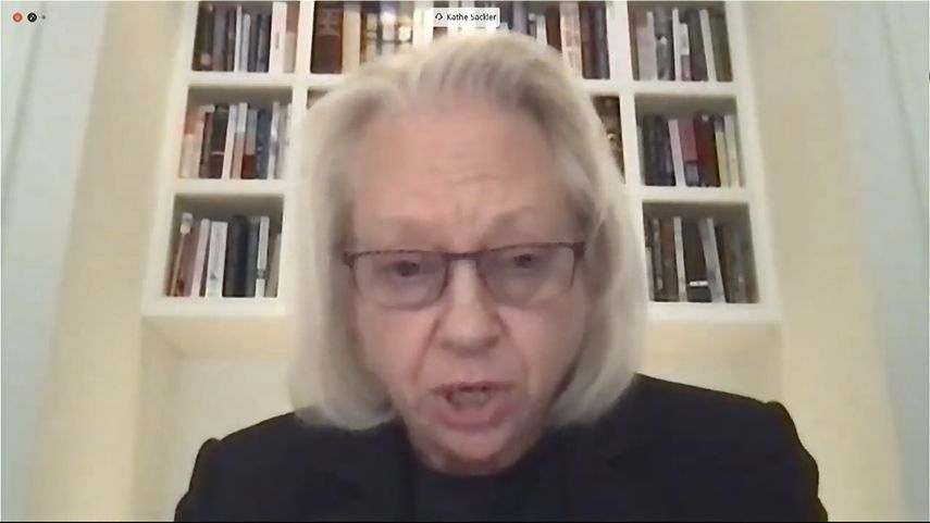 En esta imagen de televisión del canal de la Cámara de Representantes de EEUU aparece Kathe Sackler, una de los miembros de la familia propietaria de Purdue Pharma, mientras testifica vía teleconferencia ante una comisión.&nbsp;