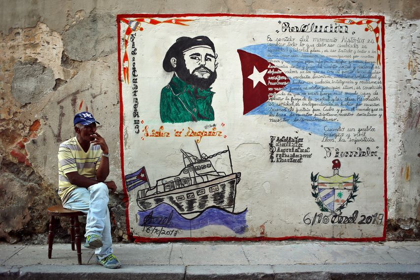 En Cuba la publicidad política está en todas partes. En los sitios más inesperados se leen frases de Fidel Castro.
