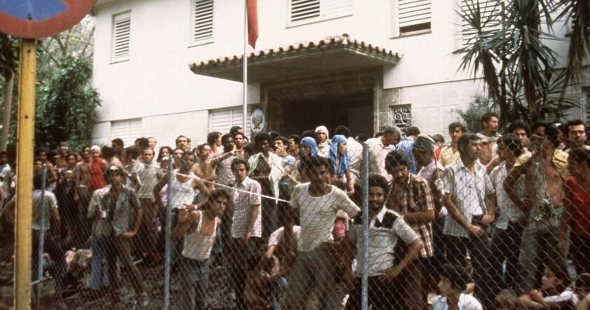 A 45 años de los sucesos en la embajada del Perú, el éxodo cubano no se detiene