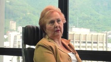 La magistrada emérita del TSJ venezolano Blanca Rosa Mármol de León anunció el inicio de la recolección de firmas para activar la constituyente originaria y rescatar el hilo constitucional del país.