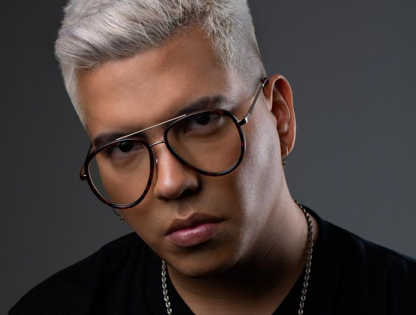 El&nbsp;estreno&nbsp;del sencillo viene acompa&ntilde;ado de su videoclip, que una vez m&aacute;s qued&oacute; a cargo del director de audiovisuales&nbsp;Wil Romero, quien para esta pieza se enfoc&oacute; m&aacute;s en los performances de&nbsp;K11.