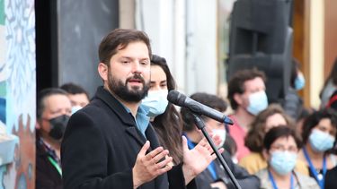 En Chile, Gabriel Boric enfrenta la segunda manifestación en poco más de un año de gobierno