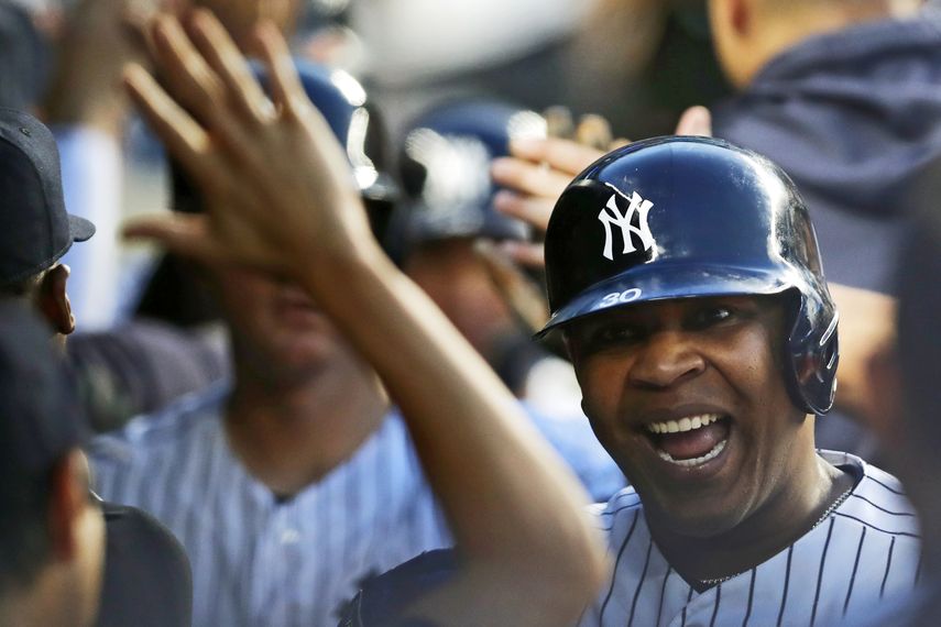 El dominicano Encarnación consiguió el duodécimo grand slam de su carrera, frente a Kyle Freeland en la tercera entrada. DJ LeMahieu, Adam Ottavino y Mike Tauchman, quienes están en su primer año con Nueva York, lucieron ante su antiguo club.