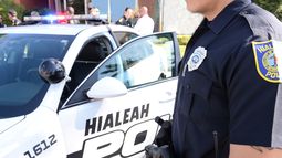 La Policía de Hialeah investiga los hechos. Foto referencial La Policía de Hialeah investiga los hechos. Foto referencial
