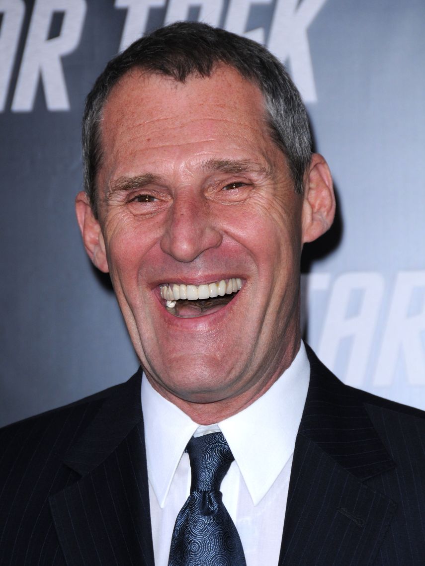 En esta foto de archivo tomada el 30 de abril de 2009, el actor Ben Cross llega al estreno en Los &Aacute;ngeles de Star Trek en el teatro chino el 30 de abril de 2009.&nbsp;