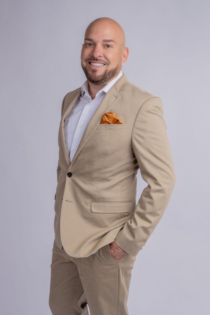 El publicista Maykel Pérez.