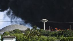 El gobierno cubano pidió ayuda y asesoramiento internacional a países on experiencia en temas petroleros para enfrentar la crisis que generó el incendio en la Base Supertanquera de Matanzas,