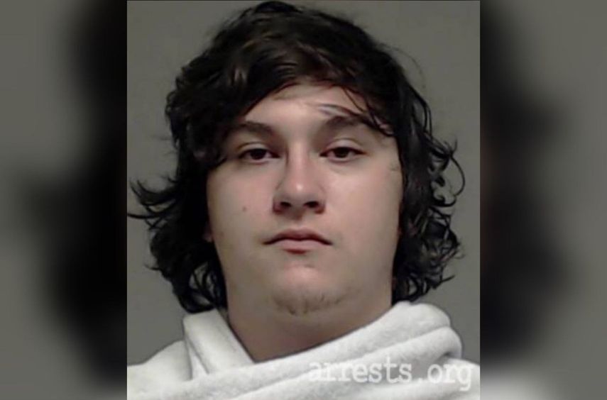 Joshua Jahn, de 29 años, el tirador contra un centro de ICE, en Dallas, Texas, murió de un disparo que se infligió tras el ataque.