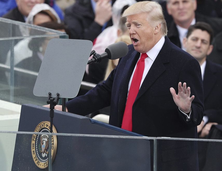 Donald&nbsp;Trump pronuncia su discurso tras jurar como el presidente número 45.